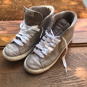 Nike High top sneakers